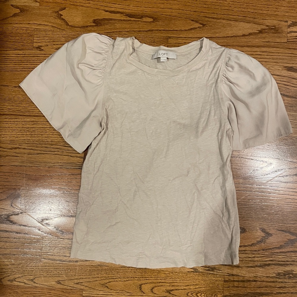 LOFT Cream Top with Puff Sleeves XS